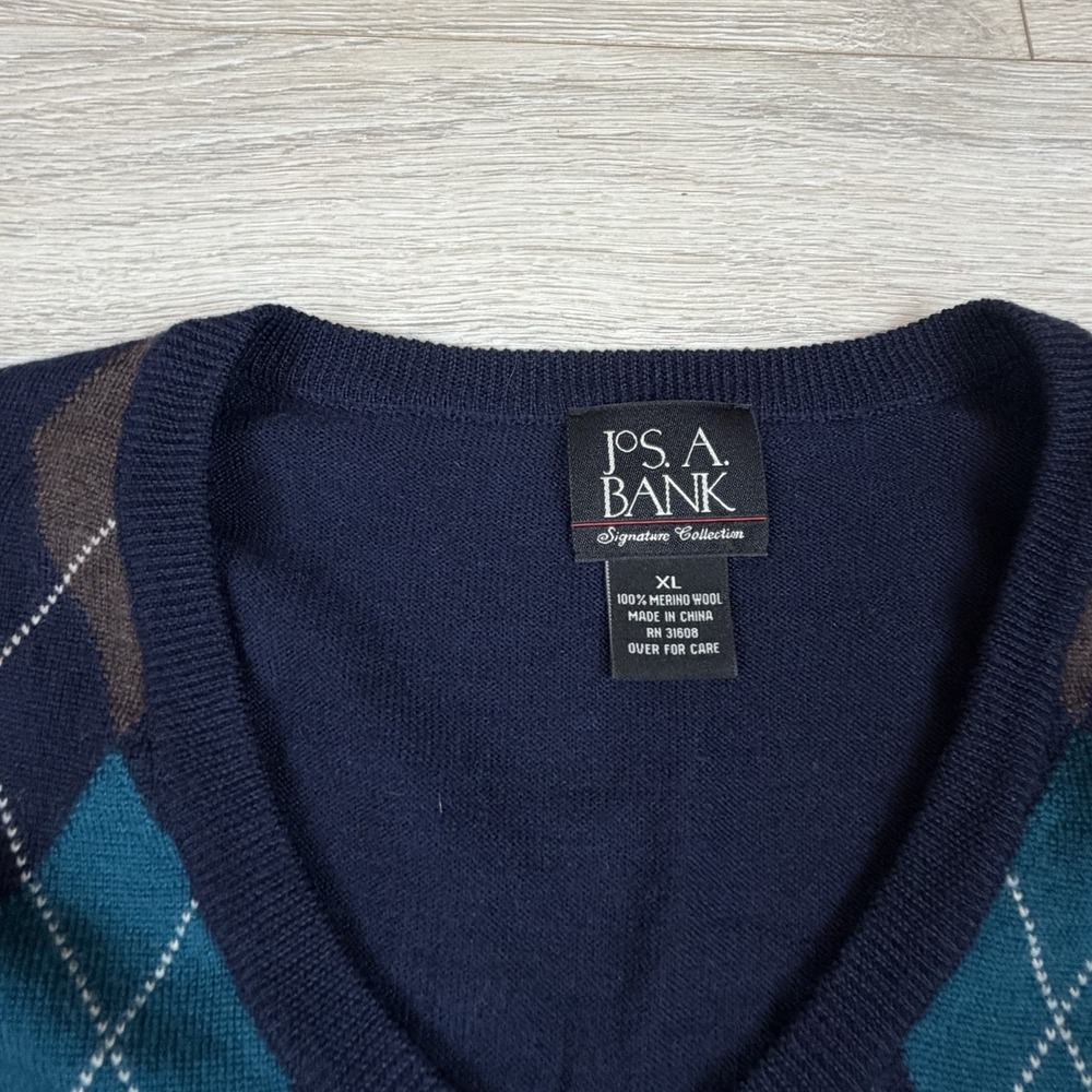 JOS A BANK Mens XL V-Neck Argyle Merino Wool Sweater Navy Blue Teal Long Sleeve - Picture 2 of 6